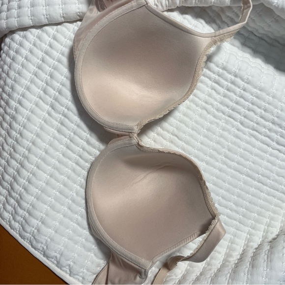 Worn once nude bra - Picture 3 of 6